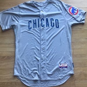 Men’s Cubs jersey